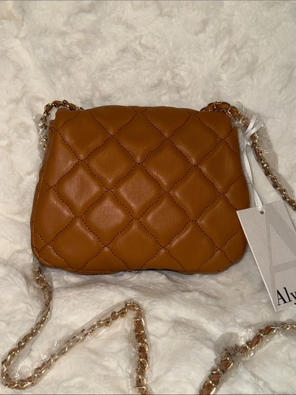 Alyssa Quilted Crossbody Bag in Cognac